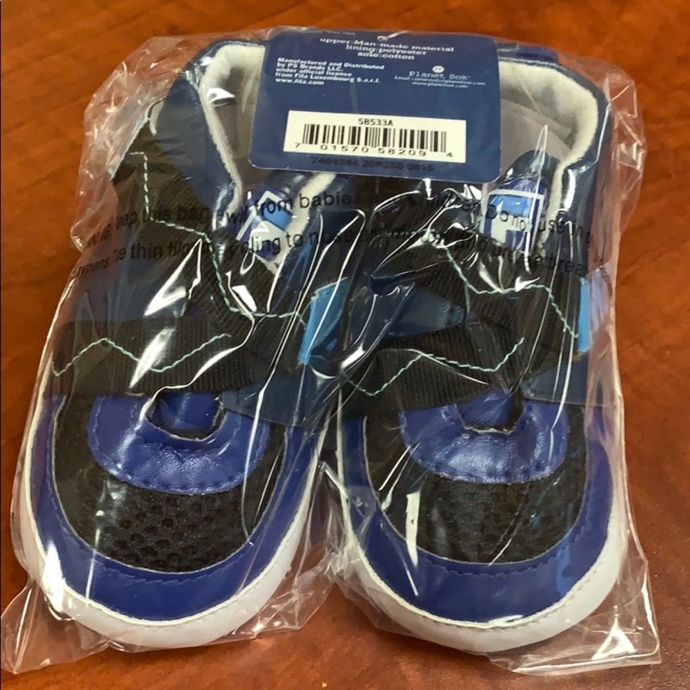 NWT | Fila Infant Shoes 9-12 Months